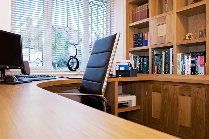 Oak Office Library – photo 1