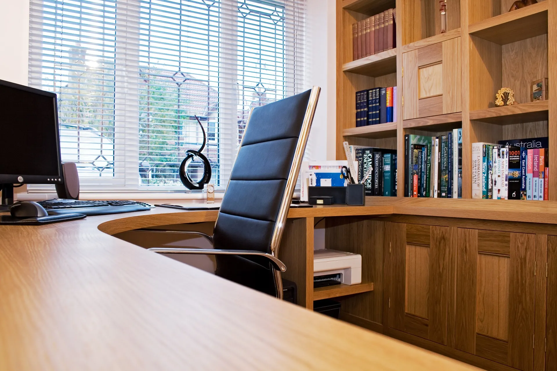 Oak Office Library – photo 1