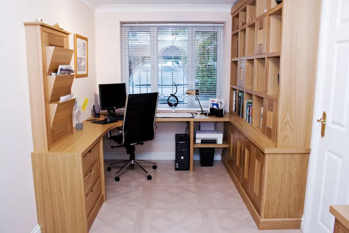 Oak Office Library – photo 2