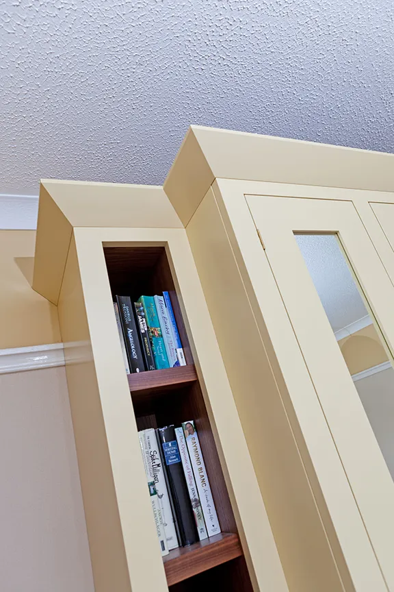 Cream & Walnut Wardrobe – photo 5