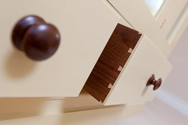 Cream & Walnut Wardrobe – photo 7