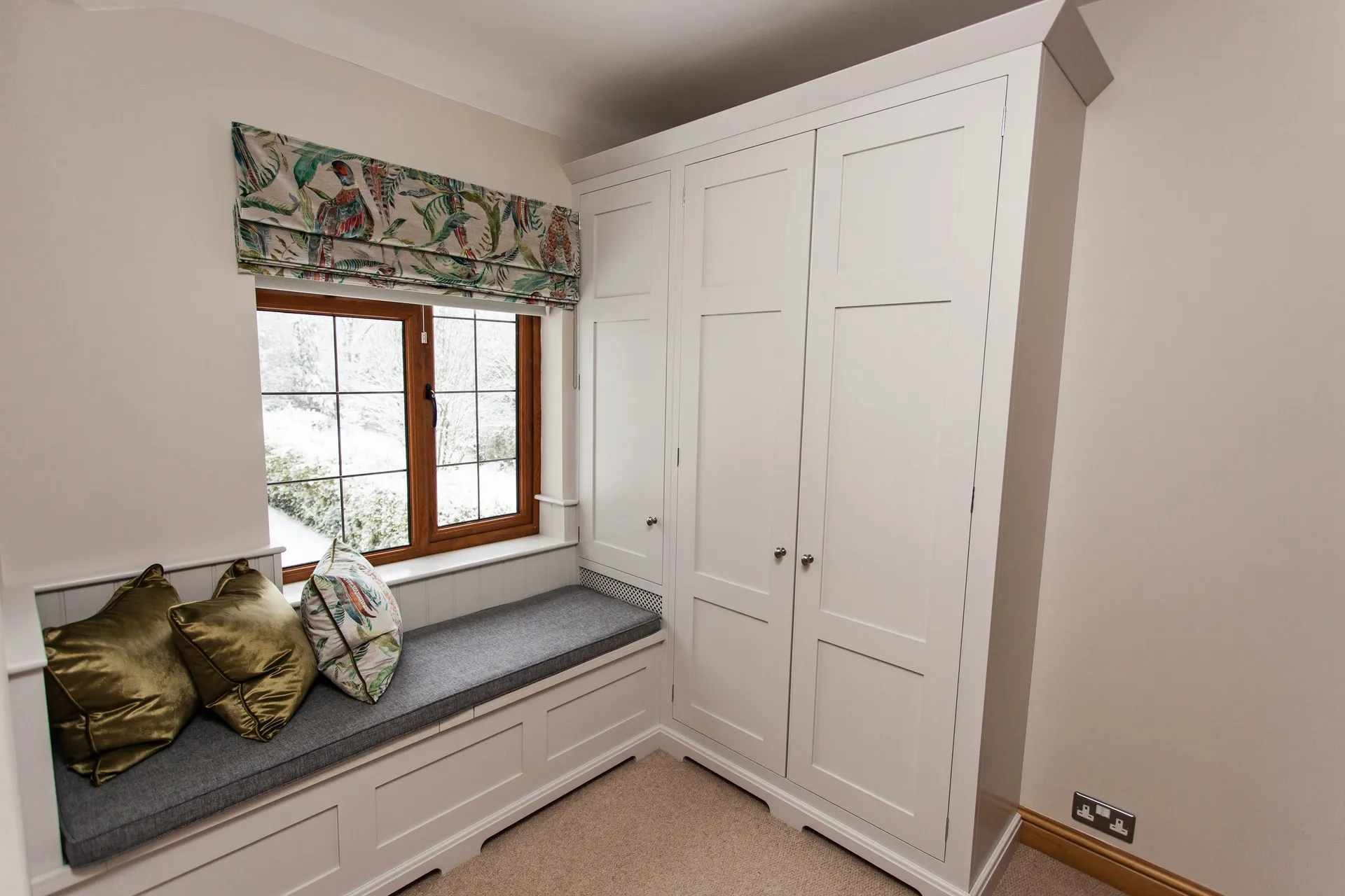 Window Seat & Airing Cupboard – photo 2
