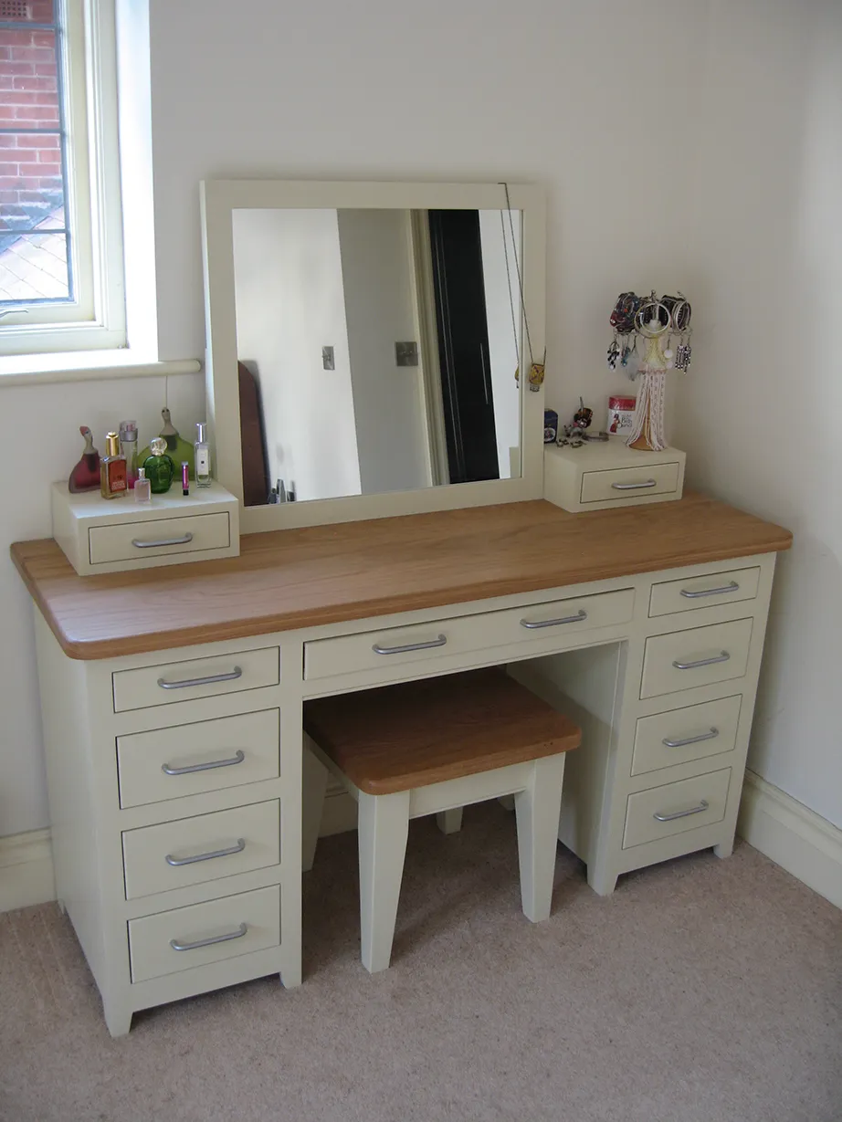 Freestanding Furniture – photo 1