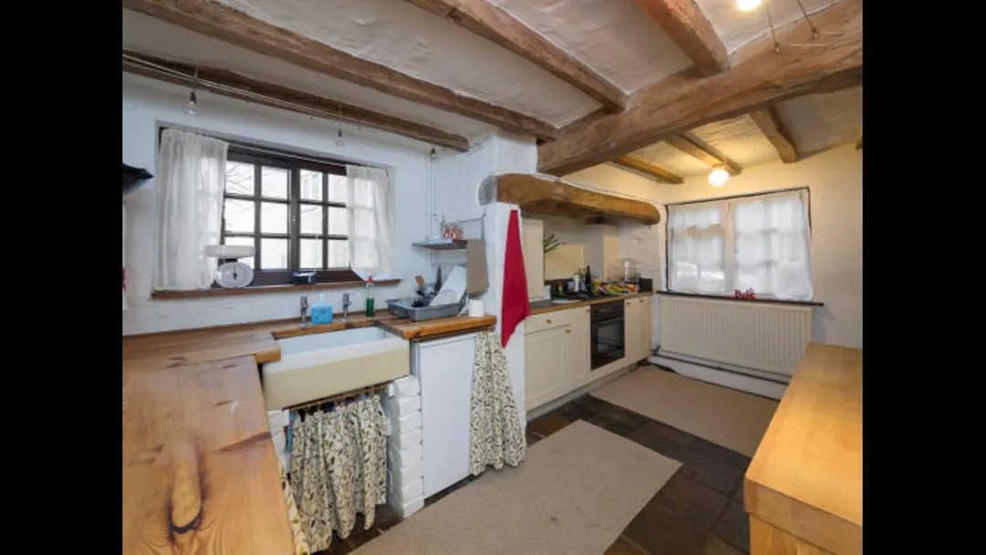 Rose Cottage Kitchen before work started – photo 1
